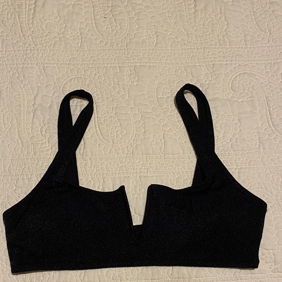 aerie Other - aerie Black V-Notch bikini top Bralette Top - Women  size Large